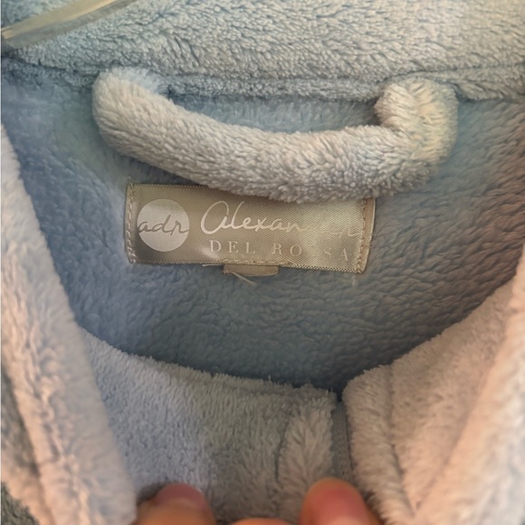 Alexander Del Rossa Light Blue Plush Robe - Picture 3 of 7
